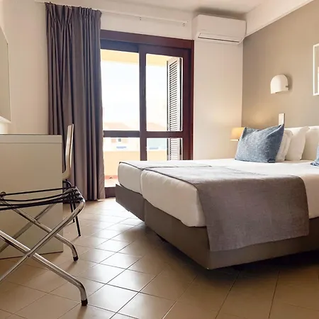 公寓 Aura Village -